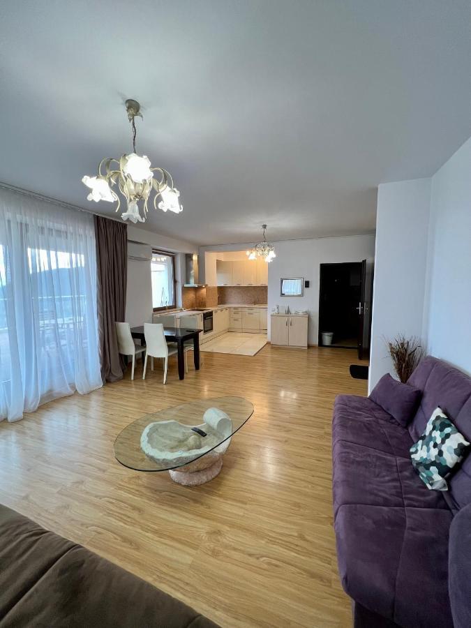 #3 Coroni Seasons Apart Brasov Ngoại thất bức ảnh